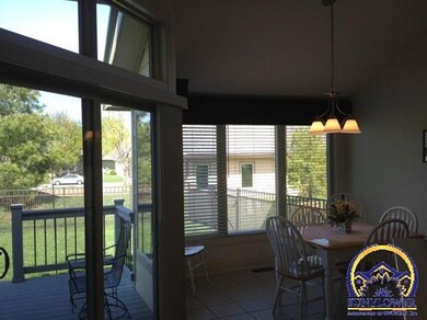 2232 SW Millers Glen Dr, Topeka, KS 66614 - photo 4