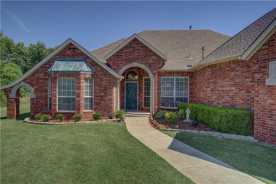 2209 NE 15th St, Moore, OK 73160 - photo 3