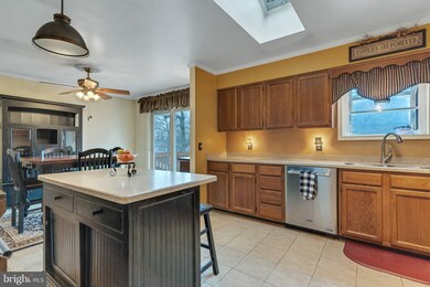 5 True Rd, Stafford, VA 22556 - photo 4