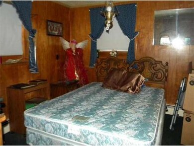 59 Chestnut St, Bellingham, MA 02019 - photo 2