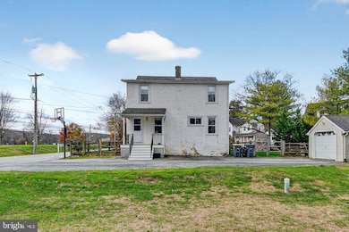 206 Race St, Downingtown, PA 19335 - photo 5