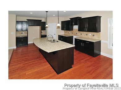 1132 Meadow Creek Rd, Fayetteville, NC 28304 - photo 3