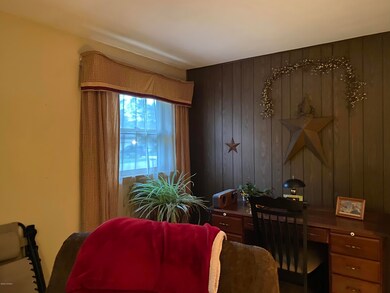 1025 E 2nd St, Nescopeck, PA 18635 - photo 7