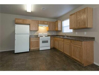 512 Center Way unit A, El Paso, TX 79915 - photo 5