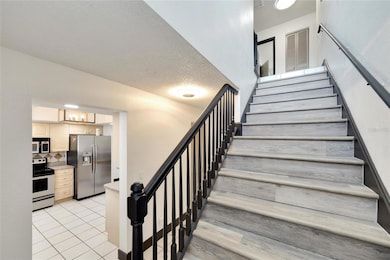 6301 Newtown Cir unit 1A4, Tampa, FL 33615 - photo 5