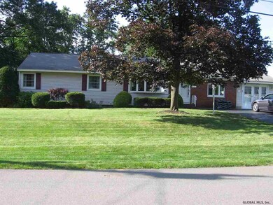 6 Timberland Dr, Albany, NY 12211 - photo 2