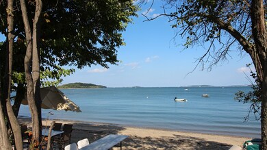 145 Bayside Rd unit 1, Quincy, MA 02171 - photo 3