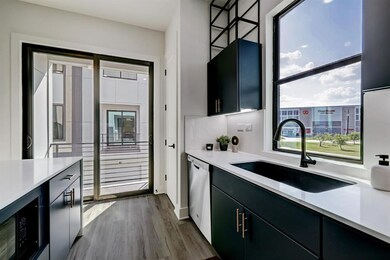 4722 Old Spanish Trail unit A202, Houston, TX 77021 - photo 6