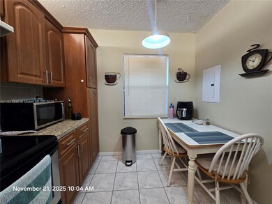 Tradewinds Condos unit 109, Coconut Creek, FL 33066 - photo 7