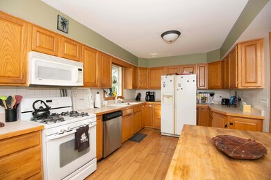 18042 Stewart Ave, Homewood, IL 60430 - photo 7