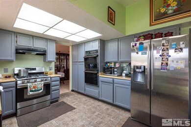 3386 Montezuma Way, Sparks, NV 89434 - photo 7