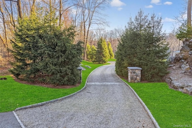 117 Chestnut Ridge Rd, Mount Kisco, NY 10549 - photo 2