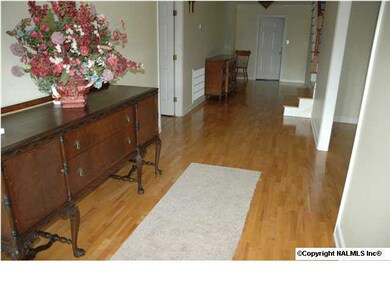 Formal Entry Way to Welcome Your Guests