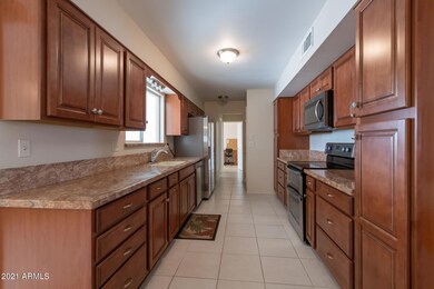 McGinleyRyanC-2000-0672