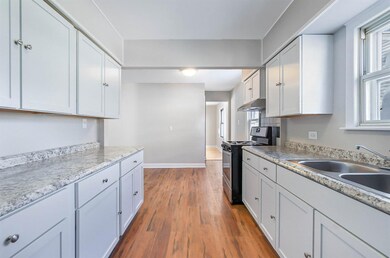 119 N Wiggs St, Griffith, IN 46319 - photo 5