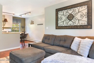 4093 Spruce Way 35 MLS-19