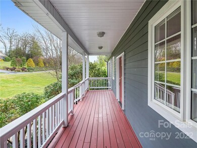 16 Golden Ln, Leicester, NC 28748 - photo 4