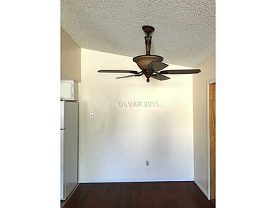 Dining Room. Dining room with ceiling fan