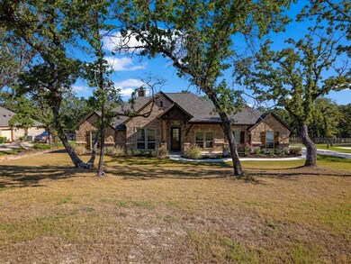 312 Scenic Wood Dr, Azle, TX 76020 - photo 3