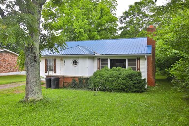 Home for Sale in Alton, MO 4