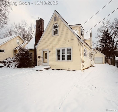 409 Gilbert St, Jackson, MI 49202 - photo 2