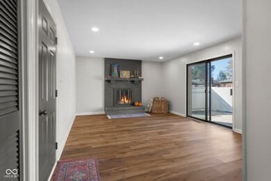 3250 Flintwood Dr, Columbus, IN 47203 - photo 6