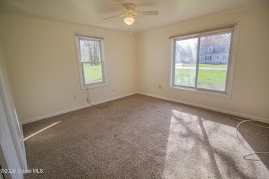 934 Mohegan Rd, Schenectady, NY 12309 - photo 7