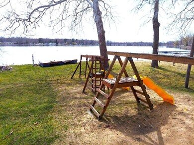 Scott Shores Beach and Play Area
