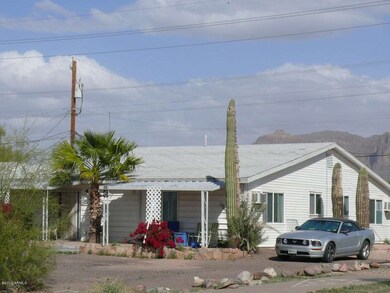 204 N Cactus RD