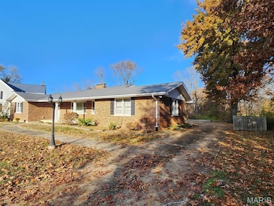 12870 Old Halls Ferry Rd, Florissant, MO 63033 - photo 2