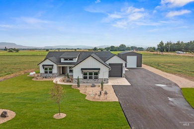 3996 Eleanor Ln, Emmett, ID 83617 - photo 2