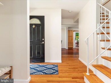 2304 Horseferry Ct, Reston, VA 20191 - photo 6