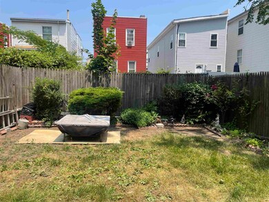 42 Dwight St, Jersey City, NJ 07305 - photo 3