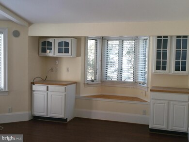 1608 Zulla Rd unit 3, Middleburg, VA 20117 - photo 3