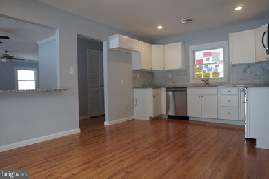 32 Mosshill Ln, Willingboro, NJ 08046 - photo 6