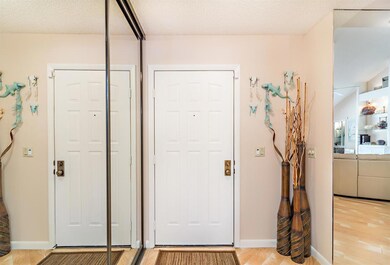 208 St Charles Ct Jupiter FL-large-007-2