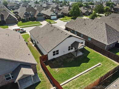 13330 S 20th Place, Bixby, OK 74008 - photo 5