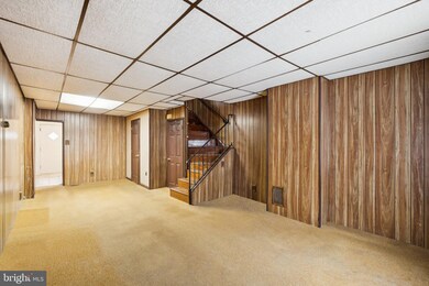 2426 Aspen St, Philadelphia, PA 19130 - photo 2