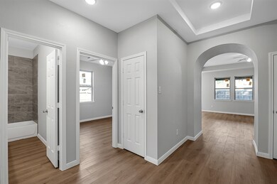 11135 Willow St, Cleveland, TX 77328 - photo 3