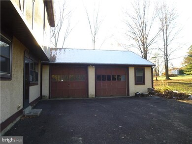 424 Callowhill Rd, Chalfont, PA 18914 - photo 3