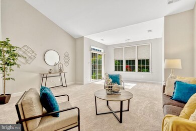 6982 Walnut Hill Dr, Gainesville, VA 20155 - photo 7