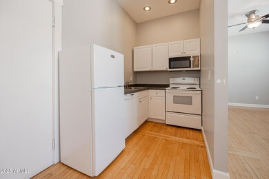 39 W Main St unit 7, Mesa, AZ 85210 - photo 5