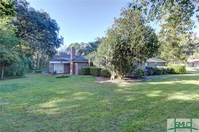 39 Clarendon Rd, Savannah, GA 31410 - photo 3