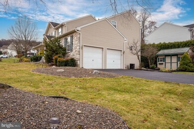 2414 Goddard Ave, Reading, PA 19608 - photo 7