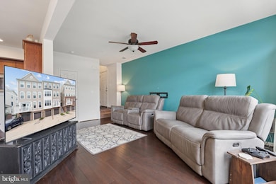 42227 Canary Grass Square, Aldie, VA 20105 - photo 4