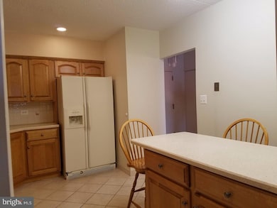 20832 Valley Forge Cir, King of Prussia, PA 19406 - photo 7