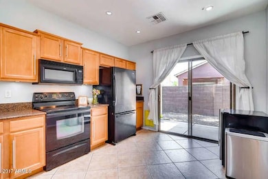 925 S Porter Ct Gilbert AZ-small-010-9-K