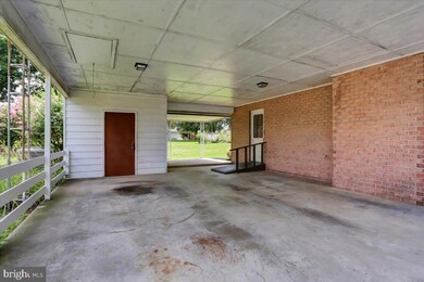 2934 Jefferson Dr, Chambersburg, PA 17201 - photo 5