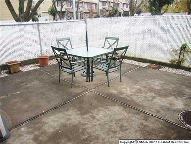 202 Corona Ave, Staten Island, NY 10306 - photo 3