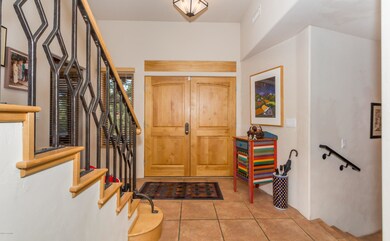 003_Foyer